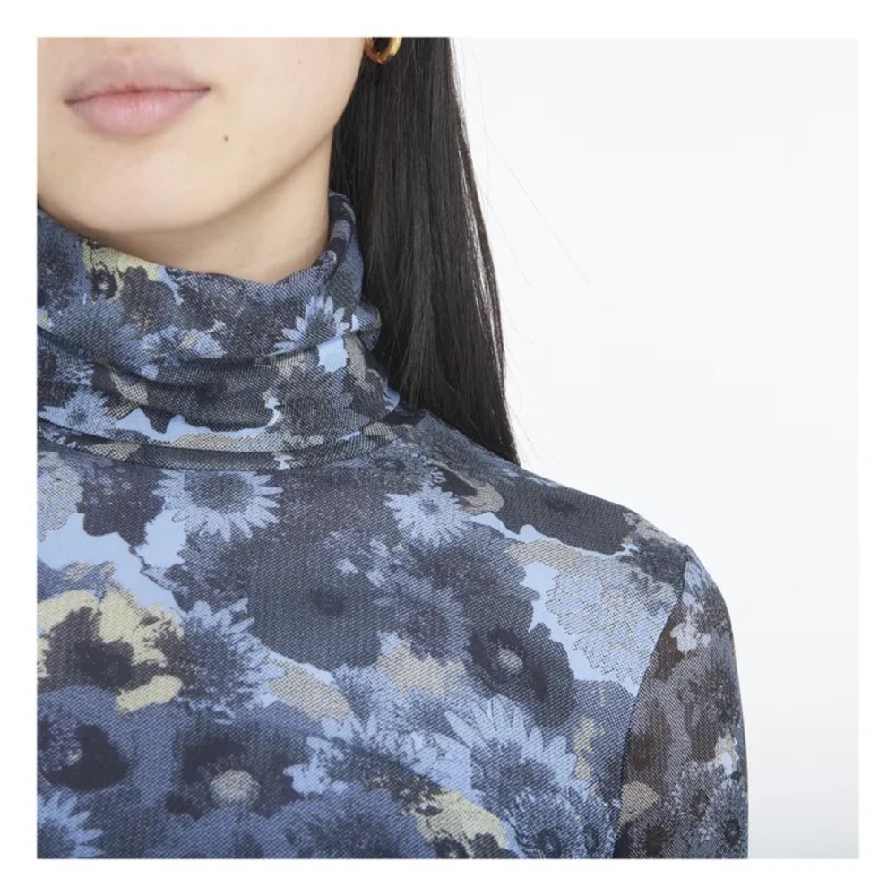 GANNI - Lined Floral Turtleneck Top